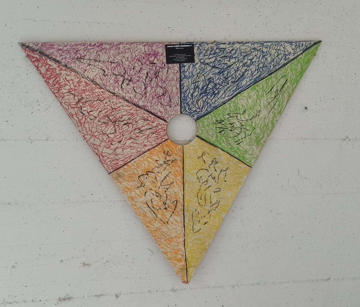 Triangolo - pastelli a olio - n. 12 - Triangoli - pastelli a olio